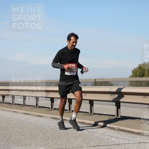 03.10.2025 - Köhlbrandbrückenlauf Yannick Fuchs http://msf.ph/oto/9188808 03.10.2025 11:48:08 Position 3 4665 meine-sportfotos.de