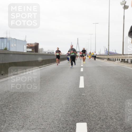 03.10.2025 - Köhlbrandbrückenlauf Matties Gatica Varas http://msf.ph/oto/9188828 03.10.2025 15:55:48 Position 3  meine-sportfotos.de