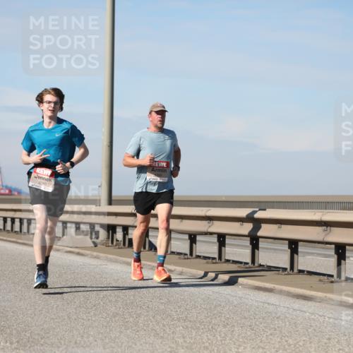 03.10.2025 - Köhlbrandbrückenlauf Yannick Fuchs http://msf.ph/oto/9188830 03.10.2025 11:48:11 Position 3 5048 meine-sportfotos.de