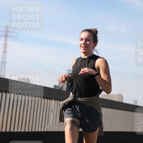 03.10.2025 - Köhlbrandbrückenlauf Yannick Fuchs http://msf.ph/oto/9188844 03.10.2025 11:48:12 Position 3  meine-sportfotos.de