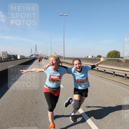 03.10.2025 - Köhlbrandbrückenlauf Yannick Fuchs http://msf.ph/oto/9188855 03.10.2025 12:08:15 Position 3 5267 meine-sportfotos.de