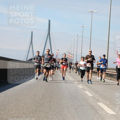 03.10.2025 - Köhlbrandbrückenlauf Yannick Fuchs http://msf.ph/oto/9188875 03.10.2025 11:48:15 Position 3  meine-sportfotos.de