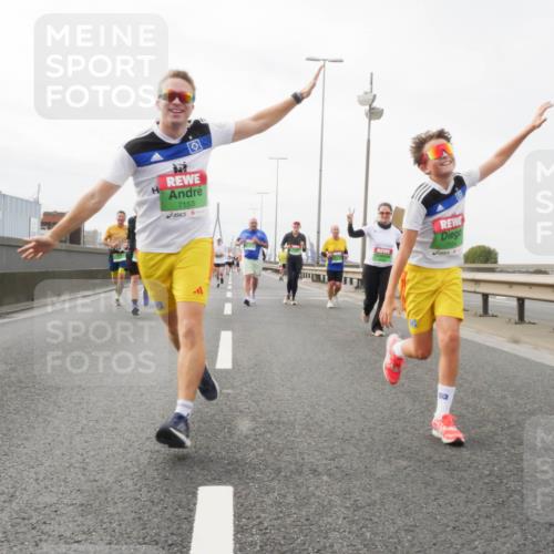03.10.2025 - Köhlbrandbrückenlauf Matties Gatica Varas http://msf.ph/oto/9188876 03.10.2025 15:55:58 Position 3 7153 meine-sportfotos.de