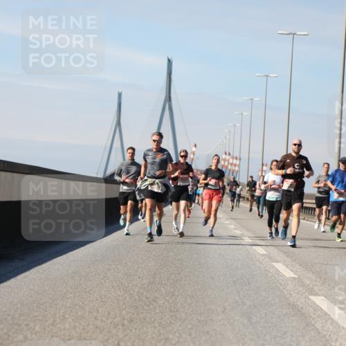 03.10.2025 - Köhlbrandbrückenlauf Yannick Fuchs http://msf.ph/oto/9188887 03.10.2025 11:48:15 Position 3  meine-sportfotos.de