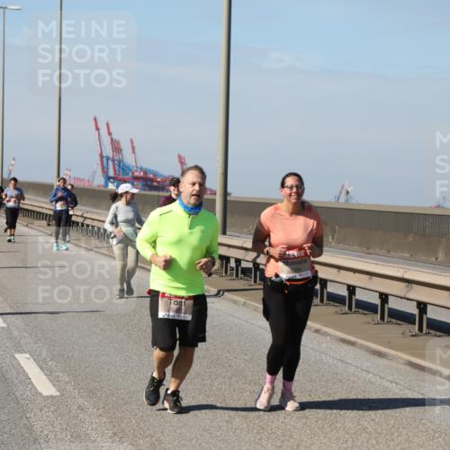 03.10.2025 - Köhlbrandbrückenlauf Yannick Fuchs http://msf.ph/oto/9188895 03.10.2025 12:08:17 Position 3  meine-sportfotos.de