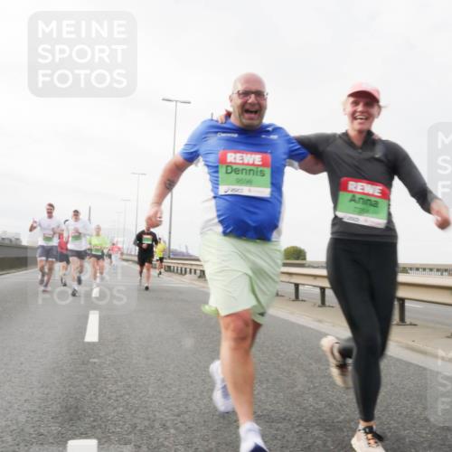03.10.2025 - Köhlbrandbrückenlauf Matties Gatica Varas http://msf.ph/oto/9188896 03.10.2025 15:56:02 Position 3 9598, 25505 meine-sportfotos.de