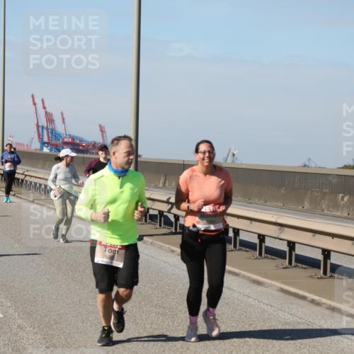 03.10.2025 - Köhlbrandbrückenlauf Yannick Fuchs http://msf.ph/oto/9188903 03.10.2025 12:08:17 Position 3 628 meine-sportfotos.de