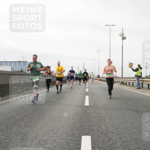 03.10.2025 - Köhlbrandbrückenlauf Matties Gatica Varas http://msf.ph/oto/9188956 03.10.2025 15:56:15 Position 3  meine-sportfotos.de