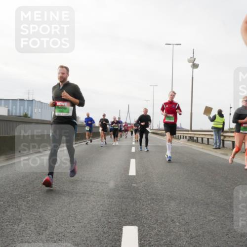03.10.2025 - Köhlbrandbrückenlauf Matties Gatica Varas http://msf.ph/oto/9189005 03.10.2025 15:56:26 Position 3 7591 meine-sportfotos.de