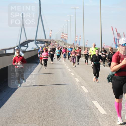03.10.2025 - Köhlbrandbrückenlauf Yannick Fuchs http://msf.ph/oto/9189013 03.10.2025 12:08:27 Position 3  meine-sportfotos.de
