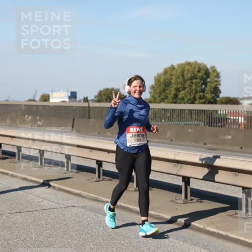 03.10.2025 - Köhlbrandbrückenlauf Yannick Fuchs http://msf.ph/oto/9189023 03.10.2025 12:08:30 Position 3 5346 meine-sportfotos.de