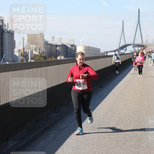 03.10.2025 - Köhlbrandbrückenlauf Yannick Fuchs http://msf.ph/oto/9189037 03.10.2025 12:08:32 Position 3  meine-sportfotos.de