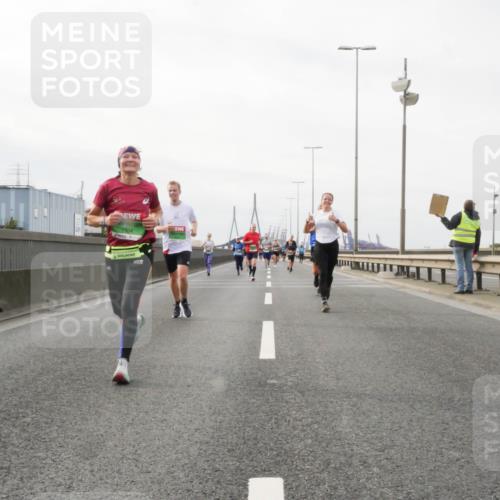 03.10.2025 - Köhlbrandbrückenlauf Matties Gatica Varas http://msf.ph/oto/9189045 03.10.2025 15:56:35 Position 3 7854 meine-sportfotos.de
