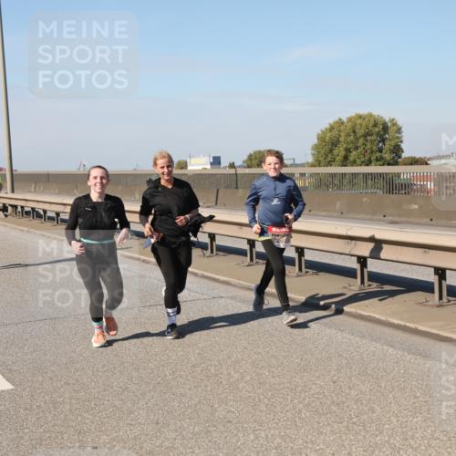 03.10.2025 - Köhlbrandbrückenlauf Yannick Fuchs http://msf.ph/oto/9189060 03.10.2025 12:08:33 Position 3 60 meine-sportfotos.de