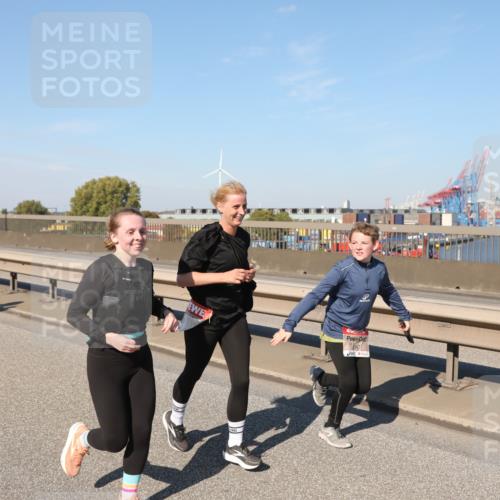 03.10.2025 - Köhlbrandbrückenlauf Yannick Fuchs http://msf.ph/oto/9189094 03.10.2025 12:08:35 Position 3  meine-sportfotos.de