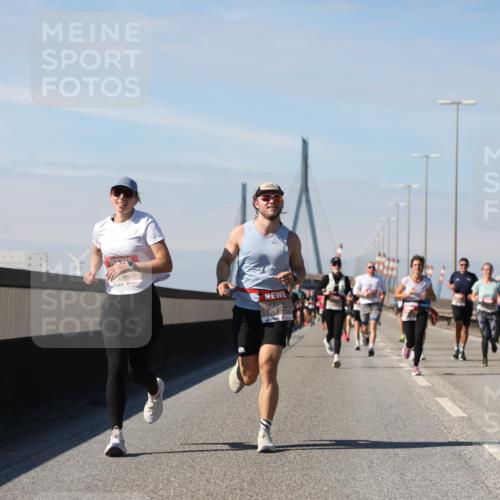 03.10.2025 - Köhlbrandbrückenlauf Yannick Fuchs http://msf.ph/oto/9189095 03.10.2025 11:48:35 Position 3 6786, 4278 meine-sportfotos.de