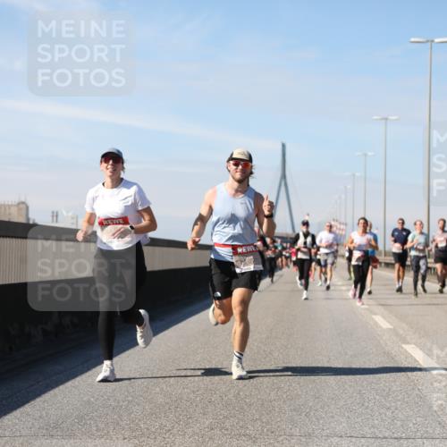 03.10.2025 - Köhlbrandbrückenlauf Yannick Fuchs http://msf.ph/oto/9189110 03.10.2025 11:48:36 Position 3 6787, 4 meine-sportfotos.de