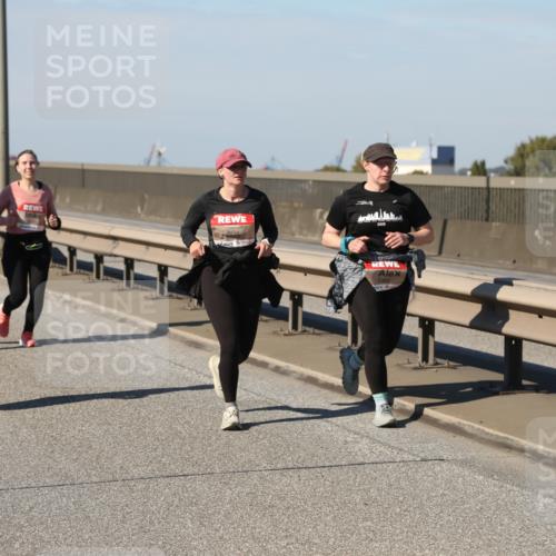 03.10.2025 - Köhlbrandbrückenlauf Yannick Fuchs http://msf.ph/oto/9189154 03.10.2025 12:08:40 Position 3 2025, 5362 meine-sportfotos.de