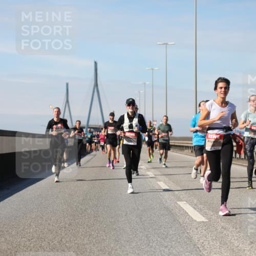 03.10.2025 - Köhlbrandbrückenlauf Yannick Fuchs http://msf.ph/oto/9189161 03.10.2025 11:48:39 Position 3  meine-sportfotos.de