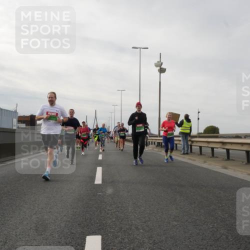 03.10.2025 - Köhlbrandbrückenlauf Matties Gatica Varas http://msf.ph/oto/9189226 03.10.2025 15:57:18 Position 3  meine-sportfotos.de