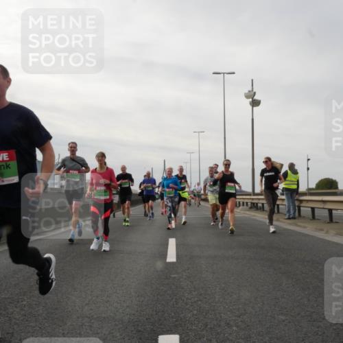 03.10.2025 - Köhlbrandbrückenlauf Matties Gatica Varas http://msf.ph/oto/9189235 03.10.2025 15:57:20 Position 3  meine-sportfotos.de