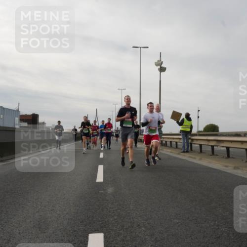 03.10.2025 - Köhlbrandbrückenlauf Matties Gatica Varas http://msf.ph/oto/9189271 03.10.2025 15:57:28 Position 3  meine-sportfotos.de