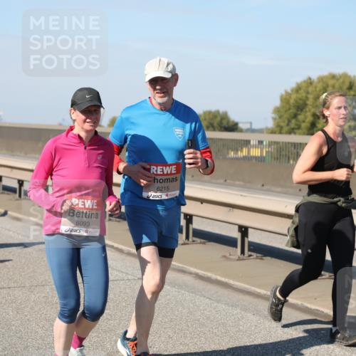 03.10.2025 - Köhlbrandbrückenlauf Yannick Fuchs http://msf.ph/oto/9189278 03.10.2025 12:08:50 Position 3 6093, 6215 meine-sportfotos.de