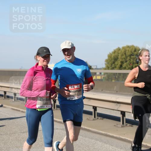 03.10.2025 - Köhlbrandbrückenlauf Yannick Fuchs http://msf.ph/oto/9189281 03.10.2025 12:08:50 Position 3 6093, 6215 meine-sportfotos.de