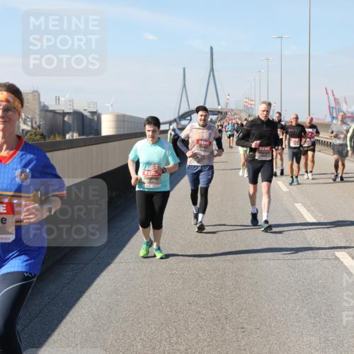 03.10.2025 - Köhlbrandbrückenlauf Yannick Fuchs http://msf.ph/oto/9189301 03.10.2025 12:08:52 Position 3 5158, 6 meine-sportfotos.de