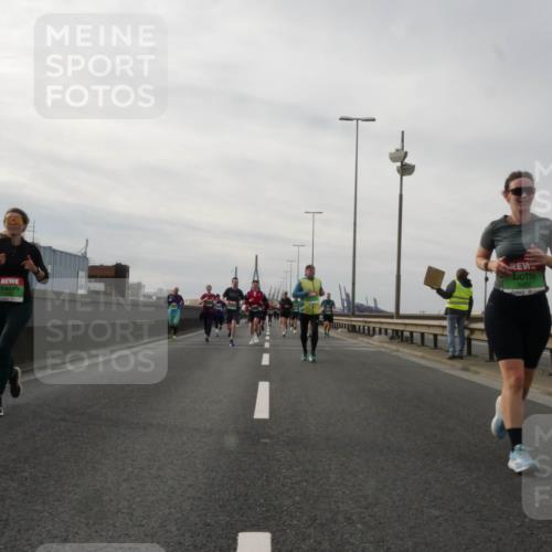 03.10.2025 - Köhlbrandbrückenlauf Matties Gatica Varas http://msf.ph/oto/9189318 03.10.2025 15:57:38 Position 3 8451 meine-sportfotos.de