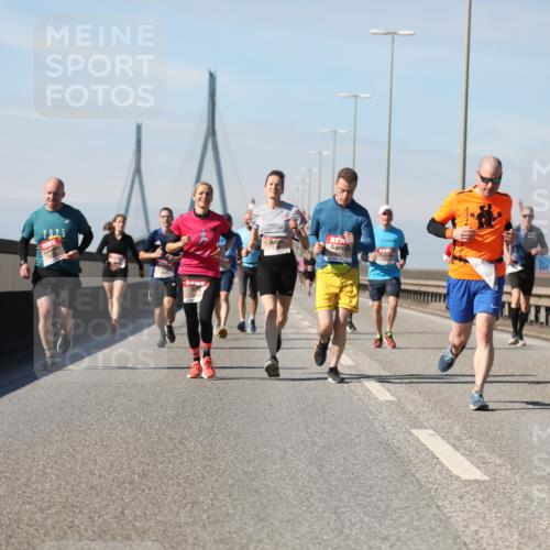 03.10.2025 - Köhlbrandbrückenlauf Yannick Fuchs http://msf.ph/oto/9189334 03.10.2025 11:48:52 Position 3 5951 meine-sportfotos.de