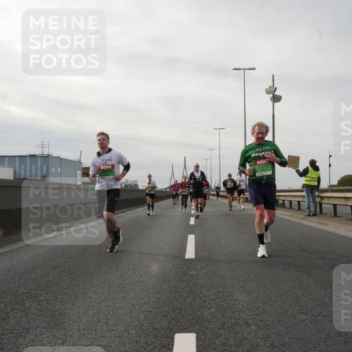 03.10.2025 - Köhlbrandbrückenlauf Matties Gatica Varas http://msf.ph/oto/9189355 03.10.2025 15:57:48 Position 3  meine-sportfotos.de