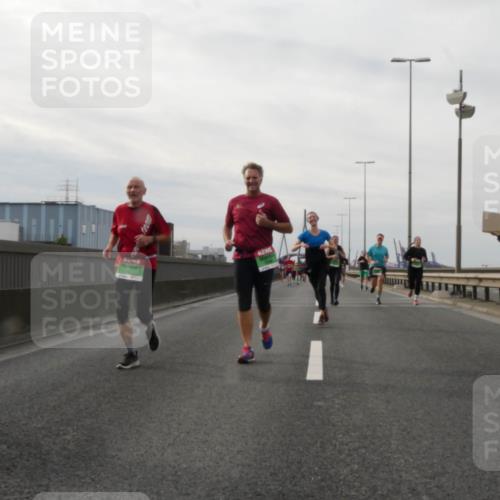 03.10.2025 - Köhlbrandbrückenlauf Matties Gatica Varas http://msf.ph/oto/9189392 03.10.2025 15:57:57 Position 3  meine-sportfotos.de