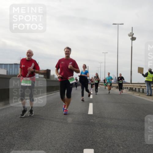 03.10.2025 - Köhlbrandbrückenlauf Matties Gatica Varas http://msf.ph/oto/9189394 03.10.2025 15:57:57 Position 3  meine-sportfotos.de
