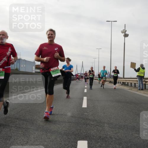 03.10.2025 - Köhlbrandbrückenlauf Matties Gatica Varas http://msf.ph/oto/9189396 03.10.2025 15:57:58 Position 3 7661, 7739 meine-sportfotos.de