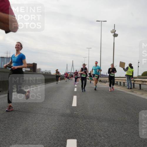 03.10.2025 - Köhlbrandbrückenlauf Matties Gatica Varas http://msf.ph/oto/9189400 03.10.2025 15:57:59 Position 3 7739 meine-sportfotos.de