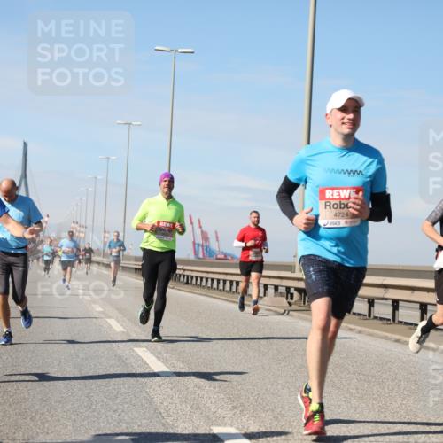 03.10.2025 - Köhlbrandbrückenlauf Yannick Fuchs http://msf.ph/oto/9189429 03.10.2025 11:48:58 Position 3 6719, 4724 meine-sportfotos.de
