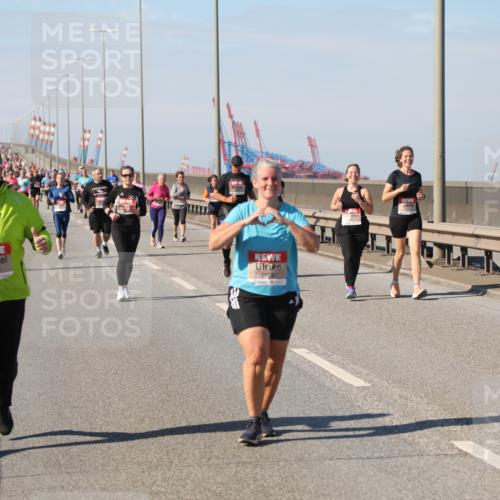 03.10.2025 - Köhlbrandbrückenlauf Yannick Fuchs http://msf.ph/oto/9189439 03.10.2025 12:09:10 Position 3 5783, 519 meine-sportfotos.de