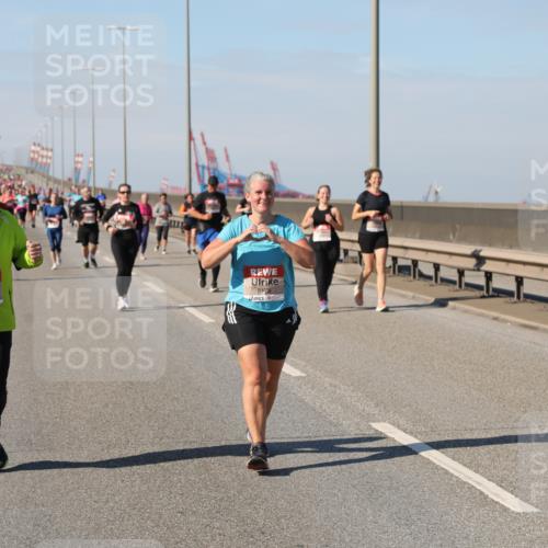 03.10.2025 - Köhlbrandbrückenlauf Yannick Fuchs http://msf.ph/oto/9189454 03.10.2025 12:09:11 Position 3 5783, 5179 meine-sportfotos.de