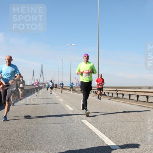 03.10.2025 - Köhlbrandbrückenlauf Yannick Fuchs http://msf.ph/oto/9189457 03.10.2025 11:48:59 Position 3 5637 meine-sportfotos.de