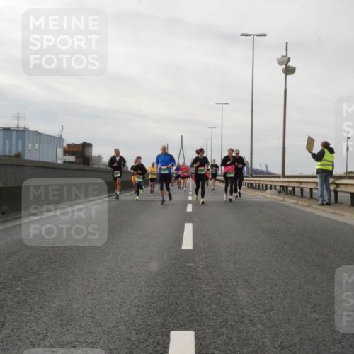 03.10.2025 - Köhlbrandbrückenlauf Matties Gatica Varas http://msf.ph/oto/9189478 03.10.2025 15:58:17 Position 3 76 meine-sportfotos.de