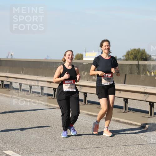 03.10.2025 - Köhlbrandbrückenlauf Yannick Fuchs http://msf.ph/oto/9189489 03.10.2025 12:09:14 Position 3 5773, 5772 meine-sportfotos.de