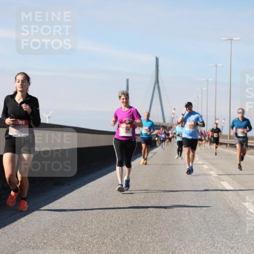 03.10.2025 - Köhlbrandbrückenlauf Yannick Fuchs http://msf.ph/oto/9189501 03.10.2025 11:49:02 Position 3 6821 meine-sportfotos.de