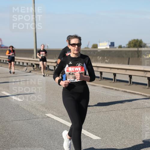 03.10.2025 - Köhlbrandbrückenlauf Yannick Fuchs http://msf.ph/oto/9189506 03.10.2025 12:09:17 Position 3 62 meine-sportfotos.de