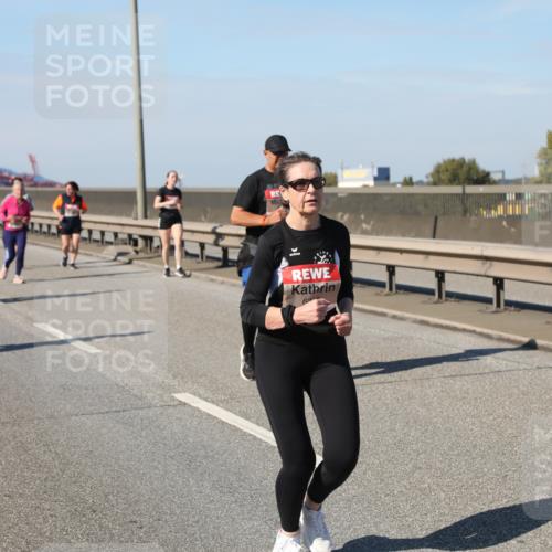 03.10.2025 - Köhlbrandbrückenlauf Yannick Fuchs http://msf.ph/oto/9189510 03.10.2025 12:09:17 Position 3  meine-sportfotos.de