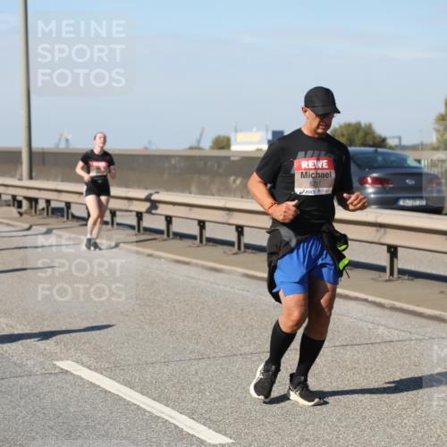 03.10.2025 - Köhlbrandbrückenlauf Yannick Fuchs http://msf.ph/oto/9189524 03.10.2025 12:09:18 Position 3 5211 meine-sportfotos.de