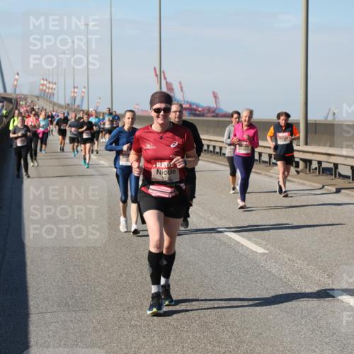 03.10.2025 - Köhlbrandbrückenlauf Yannick Fuchs http://msf.ph/oto/9189529 03.10.2025 12:09:18 Position 3 5140 meine-sportfotos.de