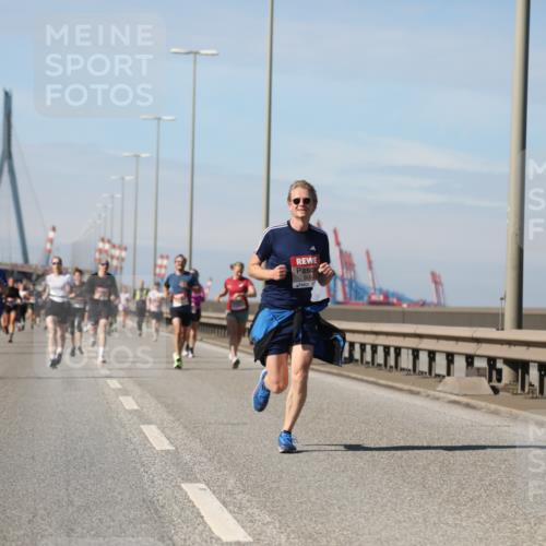 03.10.2025 - Köhlbrandbrückenlauf Yannick Fuchs http://msf.ph/oto/9189590 03.10.2025 11:49:14 Position 3  meine-sportfotos.de