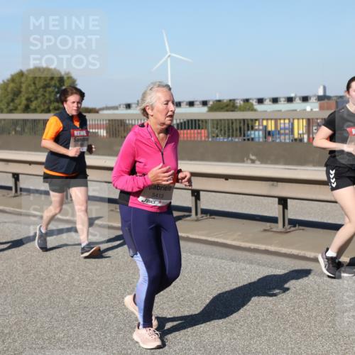 03.10.2025 - Köhlbrandbrückenlauf Yannick Fuchs http://msf.ph/oto/9189592 03.10.2025 12:09:24 Position 3 5413 meine-sportfotos.de