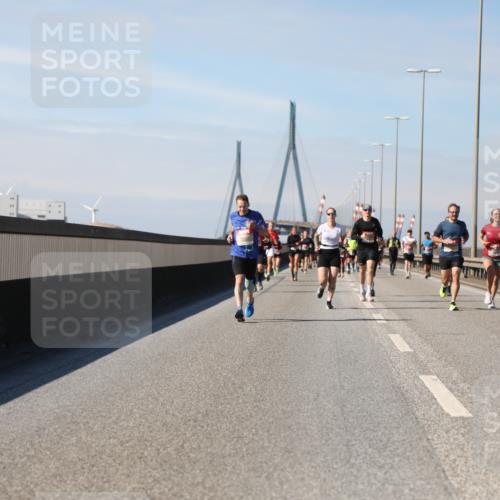03.10.2025 - Köhlbrandbrückenlauf Yannick Fuchs http://msf.ph/oto/9189608 03.10.2025 11:49:16 Position 3  meine-sportfotos.de